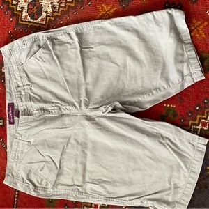 Gloria Vanderbilt size 20 W grey, long short